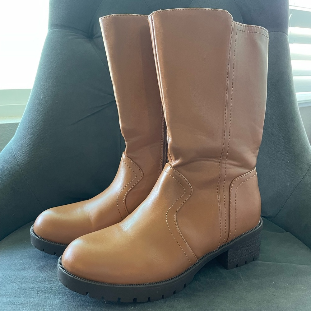 Dream Pairs Camel Faux Leather Mid Calf Riding Boots Womens Size 6